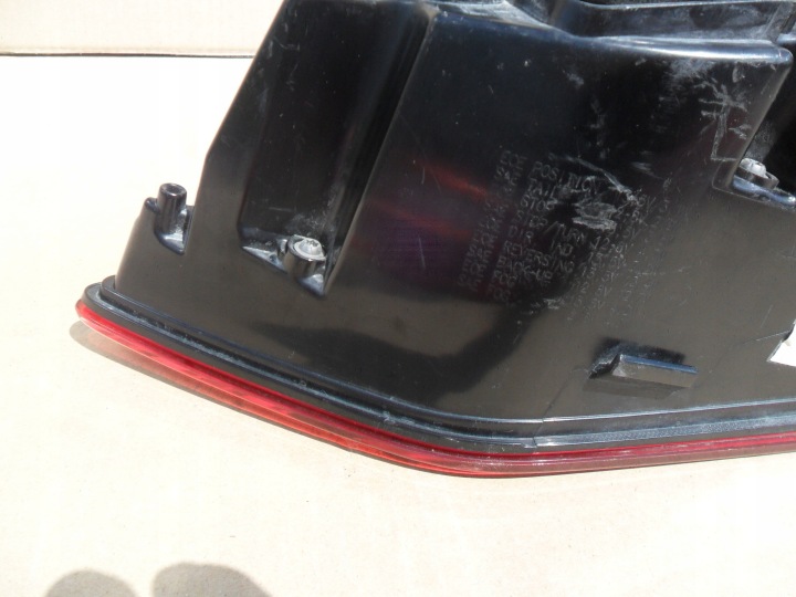 SKODA SUPERB III 19-LIFT PHARE GAUCHE J9D3-13A421-AB
