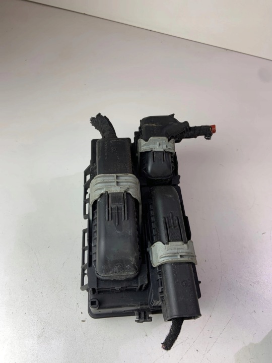 BOÎTE FUSIBLES OPEL CORSA D
