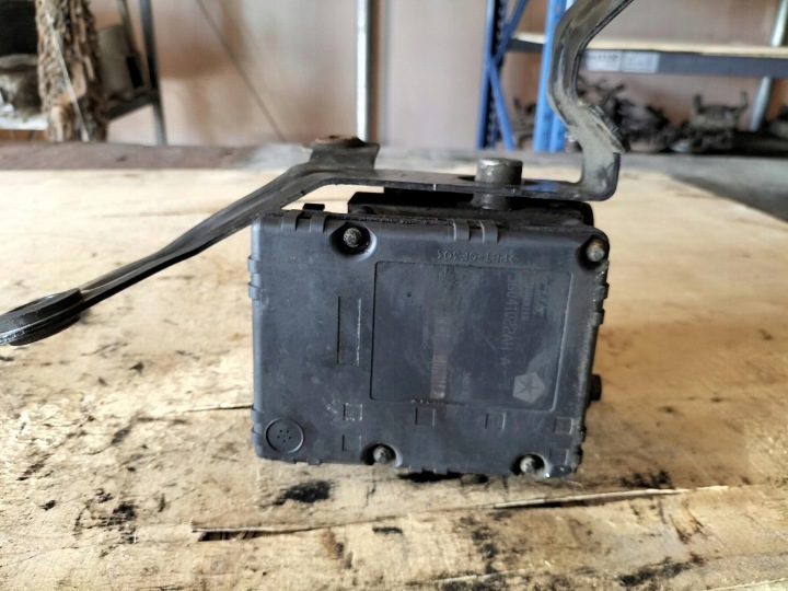 POMPE ABS JEEP GRAND CHEROKEE WJ 99-04 3.1