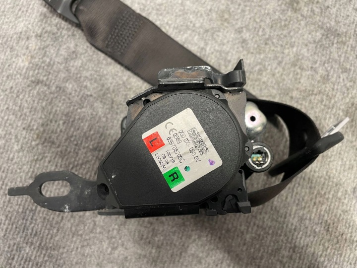 CEINTURE DE SÉCURITÉ GAUCHE ARRIÈRE BMW G30 G31 639708700C