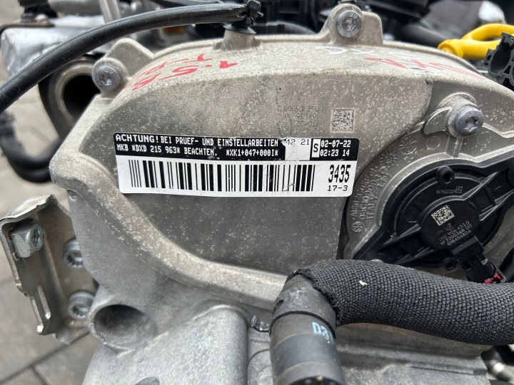 MOTEUR COMPLET VW T-ROC GOLF VIII 1.5 TSI DXD 20TYS KM