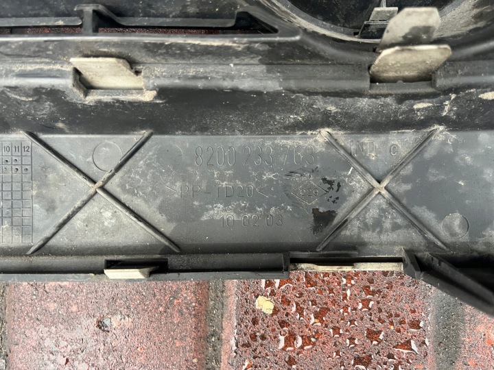 GRILLE CALANDRE CALANDRE OPEL MOVANO II 03-10R