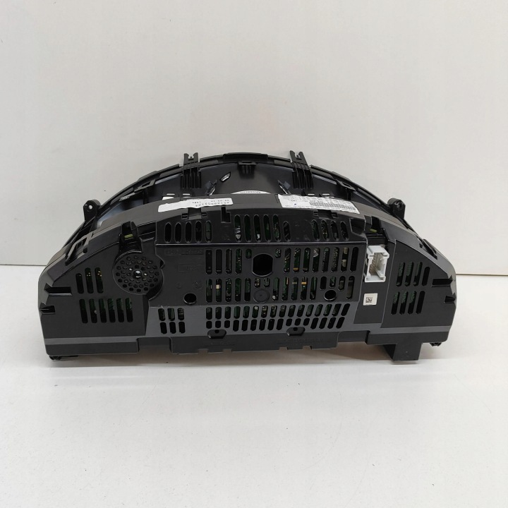 MERCEDES-BENZ E A207 2010 COMPTEUR COMPTEUR DE VITESSE