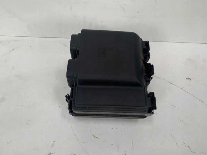FORD ESCAPE MK4 IV 2024 LIFT BOÎTE FUSIBLES MOTEUR COMPLÈTE