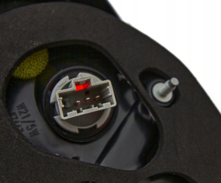 PHARE ARRIÈRE VERS MAZDA CX-5 2012-2017 KD5451160D GAUCHE