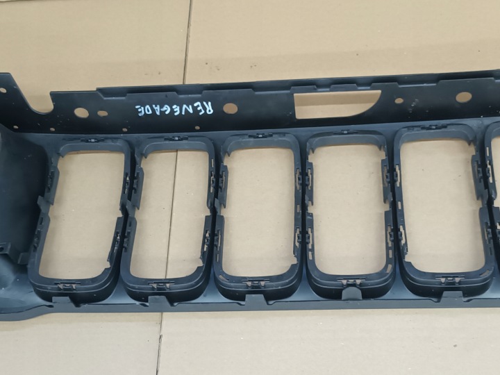 CALANDRE JEEP RENEGADE LIFT GRILLE 2018