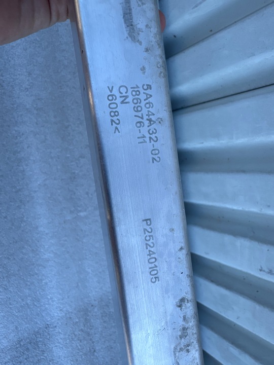 BMW X1 U11 POUTRE RENFORCEMENT PARE-CHOCS AVANT INFÉRIEURE AVANT 5A64A32-02