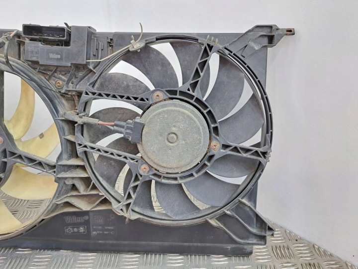 OPEL SIGNUM 2004 ÉLECTRIQUE VENTILATEUR RADIATEUR