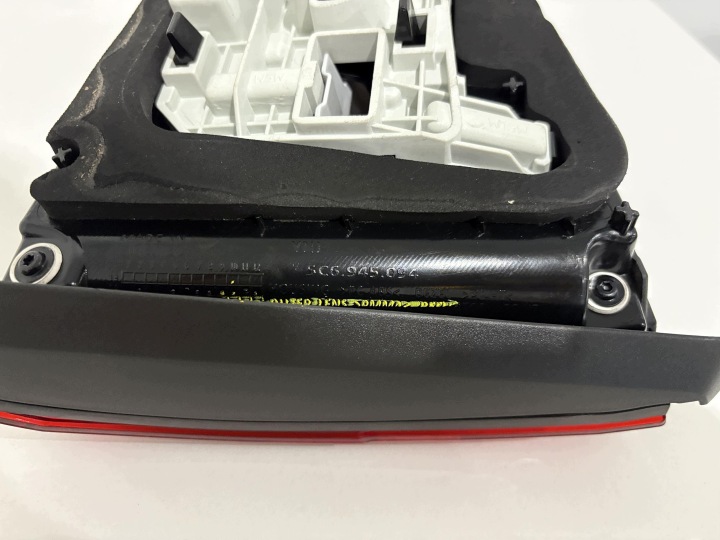 VW JETTA VI PHARE GAUCHE DROITE ARRIÈRE ARRIÈRE 5C6945093 5C6945094 5C6945111