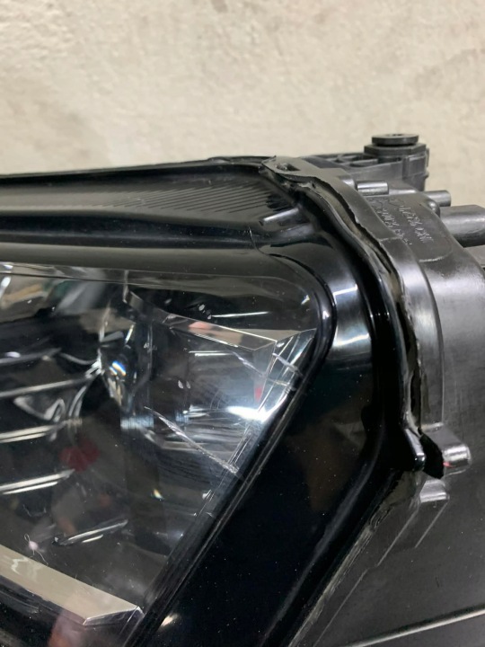 SKODA KAROQ COMPLET LED GAUCHE PHARE AVANT 57B941015D EUROPE