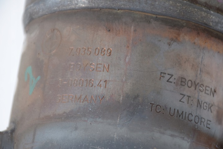BMW G30 G11 G12 G14 G15 G16 G05 G06 G07 N63B44D 4.4 CATALYSEUR ENSEMBLE