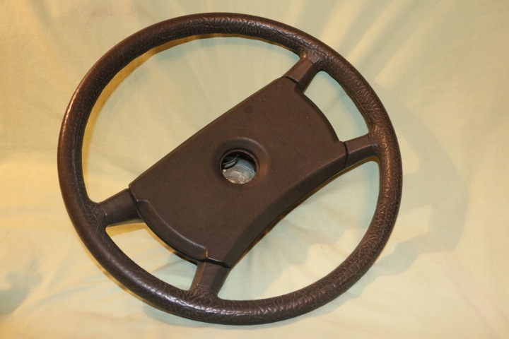 VOLANT MERCEDES W123 126 ORIGINALE PLASTIQUE 12604640017 TRÈS EN BON ÉTAT