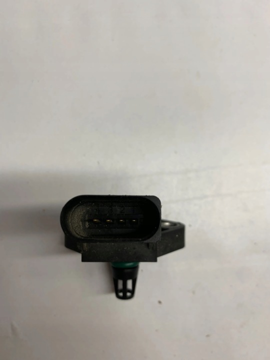 VOLKSWAGEN GOLF VI CAPTEUR CHARIOT 0261230073 2000CM3 2011