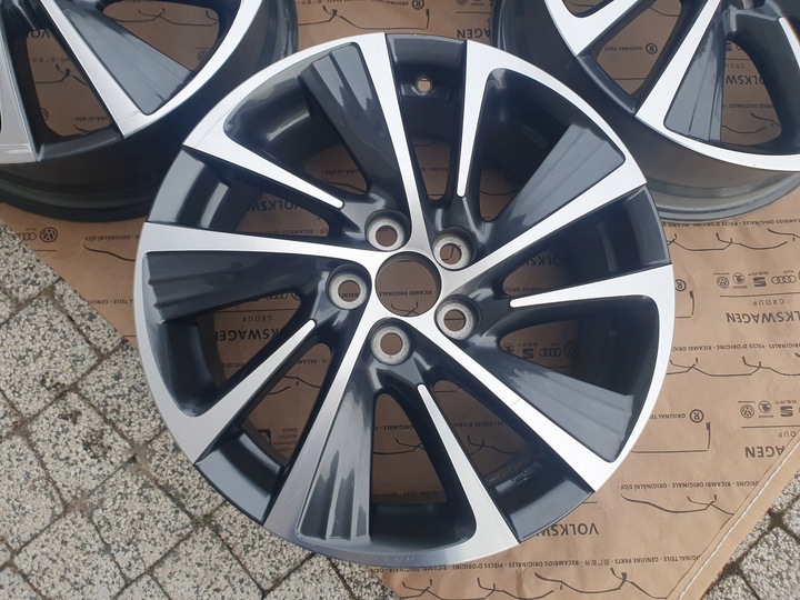 LEXUS CT LLANTAS DE ALUMINIO 16X6J ET45 5X114,3 