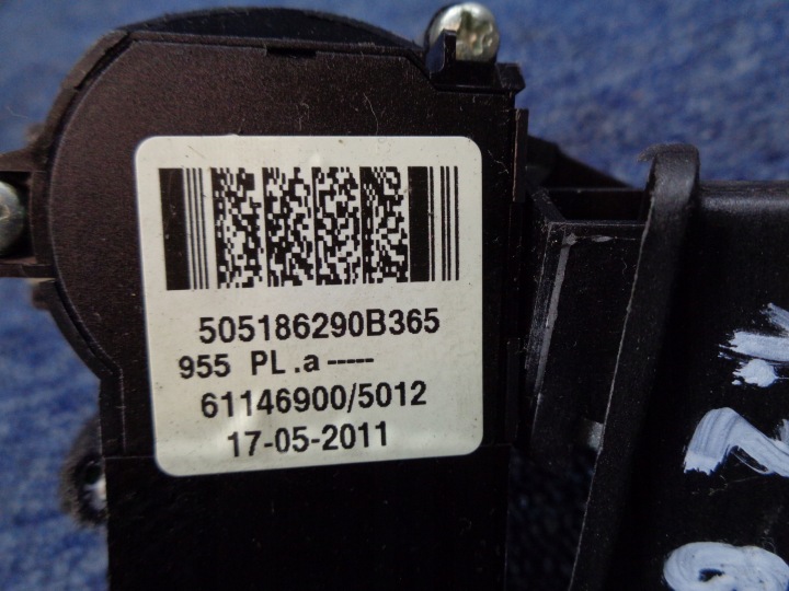 ORDINATEUR CONTRÔLEUR CONTACTEUR D'ALLUMAGE FUSIBLE FIAT PUNTO EVO 1.2 8V MANUEL 51899832