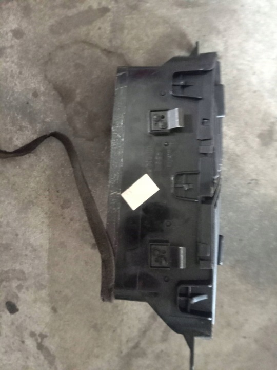 DAEWOO LANOS 1998 AVANT CÔTÉ PRAWA96304305 GRILLE CONDUIT D'AIR