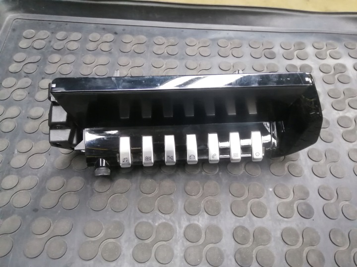 PEUGEOT 508 II PANNEAU TACTILE MONITEUR