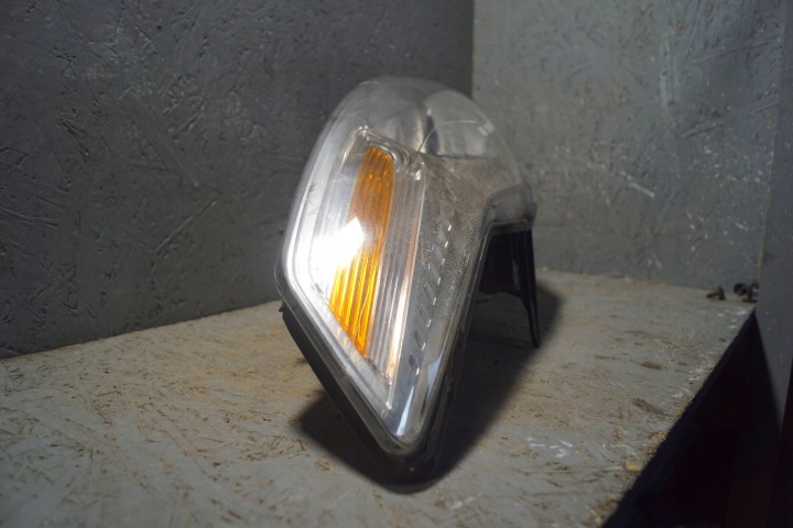 FORD MONDEO MK4 LIFT PHARE GAUCHE AVANT (S2294) UK