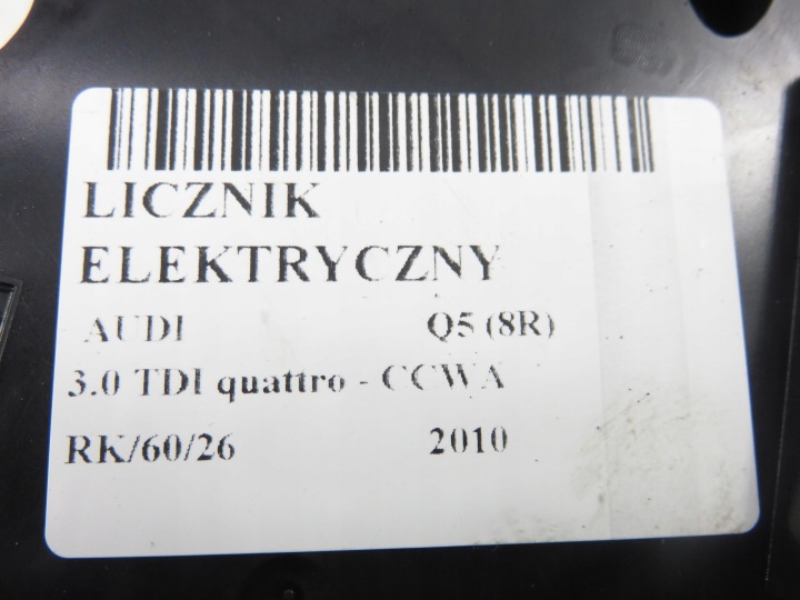 COMPTEUR AUDI Q5 3.0 TDI 8R0920930D 503002381402