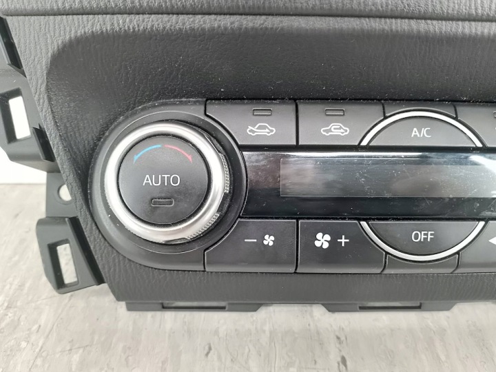 PANNEAU CONDUIT D'AIR MAZDA 3 III BHT161190E VPDALH-18C612-AF