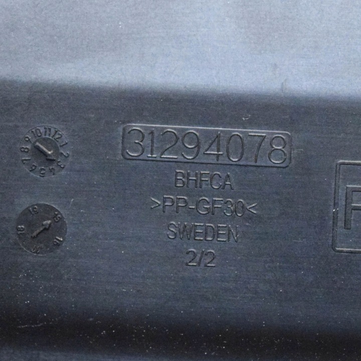 VOLVO XC70 2015 SUPPORT CHÂSSIS BATTERIE