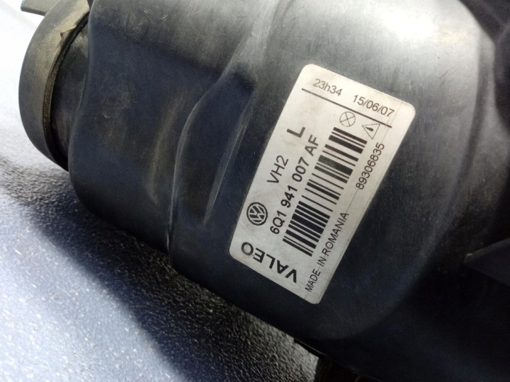VW POLO IV 9N 01- PROJECTEUR GAUCHE PHARE EUROPE 6Q1941007AF