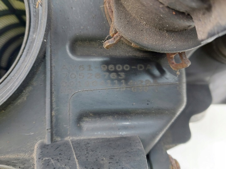 CHÂSSIS FILTRE AIR AV61-9600-DA FORD FOCUS MK3 1.6 TDCI