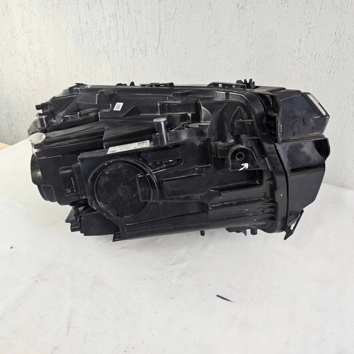 PHARE GAUCHE AVANT MERCEDES EQA EQB W243 PERFORMANCE A2439068900