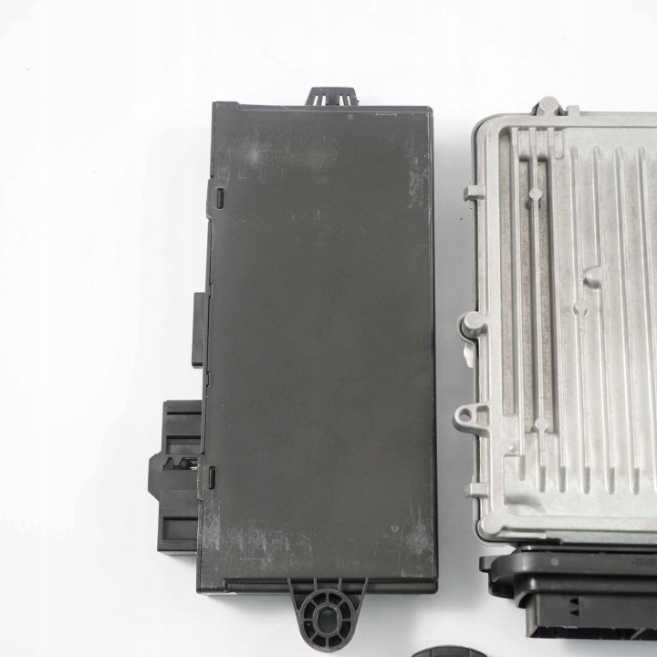 BMW E90 E92 325D N57 ORDINATEUR MOTEUR 8510221