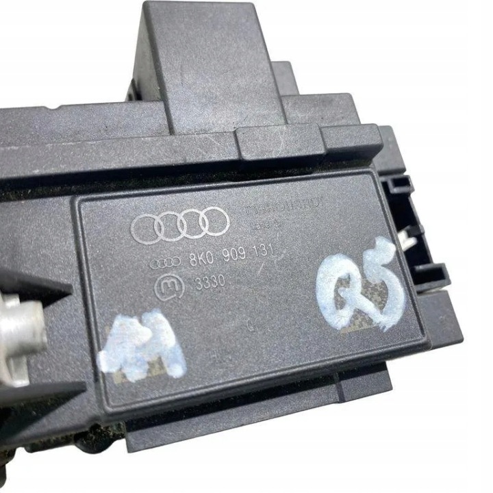 CONTACTEUR D'ALLUMAGE AUDI Q5 (8R) 8K0909131 2.0L DIESEL 2010