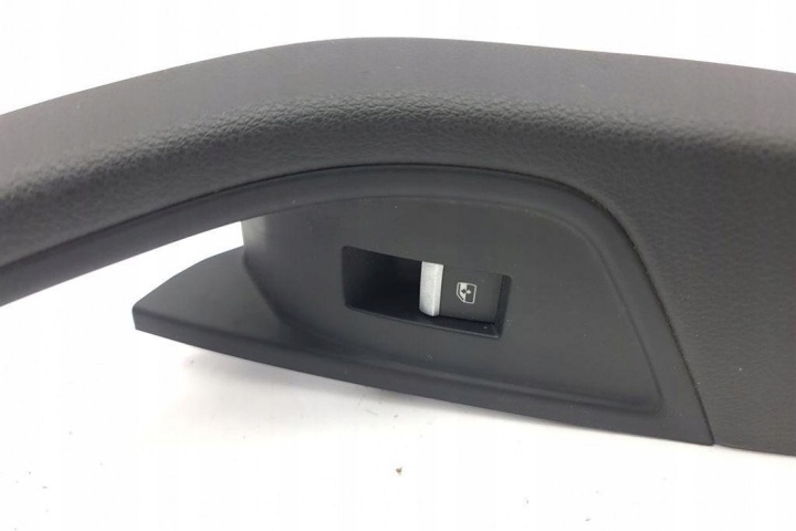 MOULURE DÉCORATIVE FLANC ARRIÈRE GAUCHES PORTES AUDI A4 AVANT (8W5, B9)