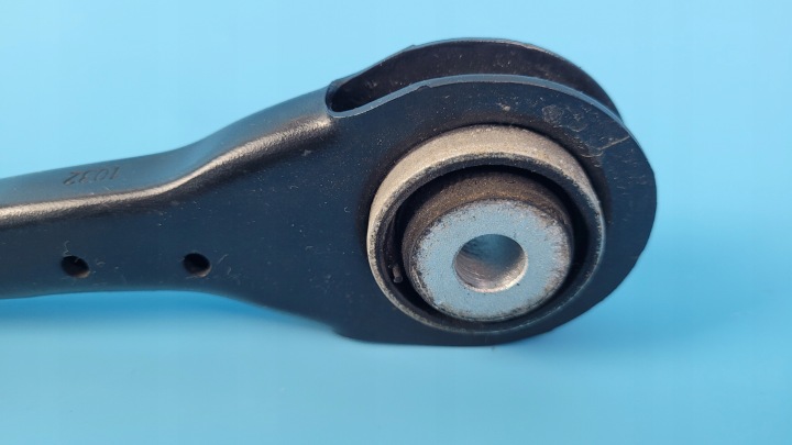 MERCEDES W206 C200 23R BRAS DE SUSPENSION GAUCHE ARRIÈRE A2063501600 A2061000