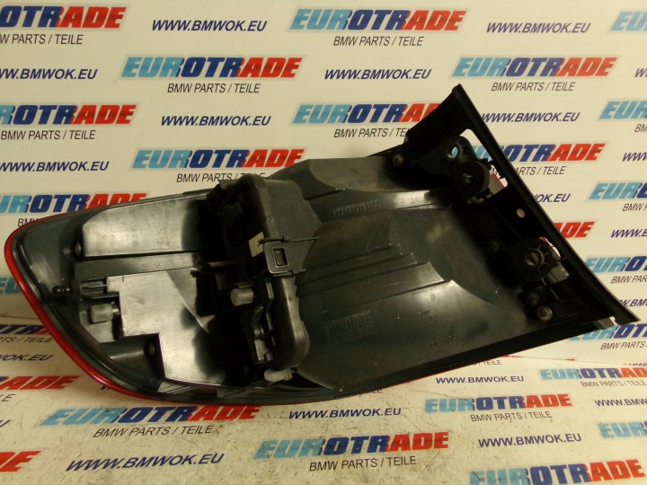 BMW F34 GT PHARE ARRIÈRE GAUCHE DROITE NAROZNA DANS COUVERCLE DE COFFRE
