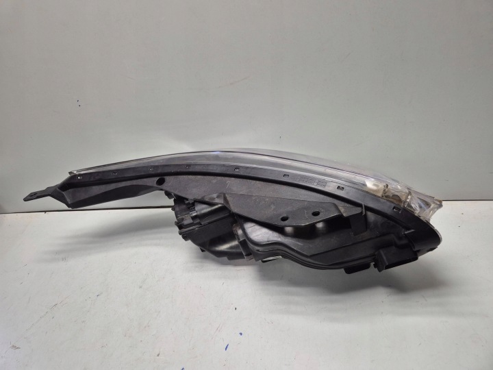 KIA CEED 3 III PHARE ENDOMMAGÉE PROJECTEUR GAUCHE GAUCHE 92101J7050 J7921-11010