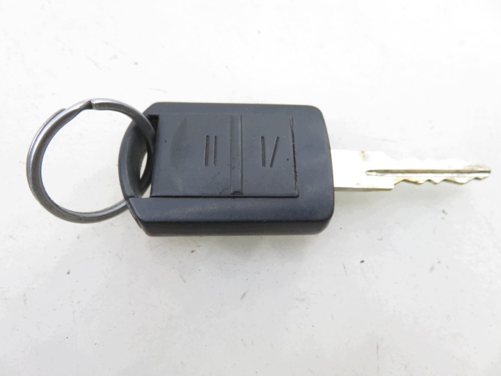 CONTACTEUR D'ALLUMAGE OPEL CORSA C 90589313