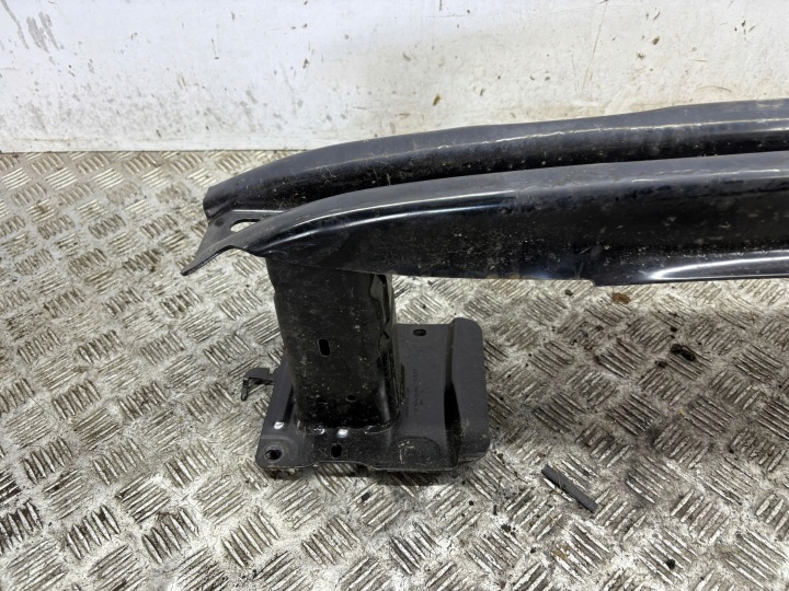 SKODA ENYAQ IV 2023 POUTRE PARE-CHOCS ARRIÈRE 5LA807305A