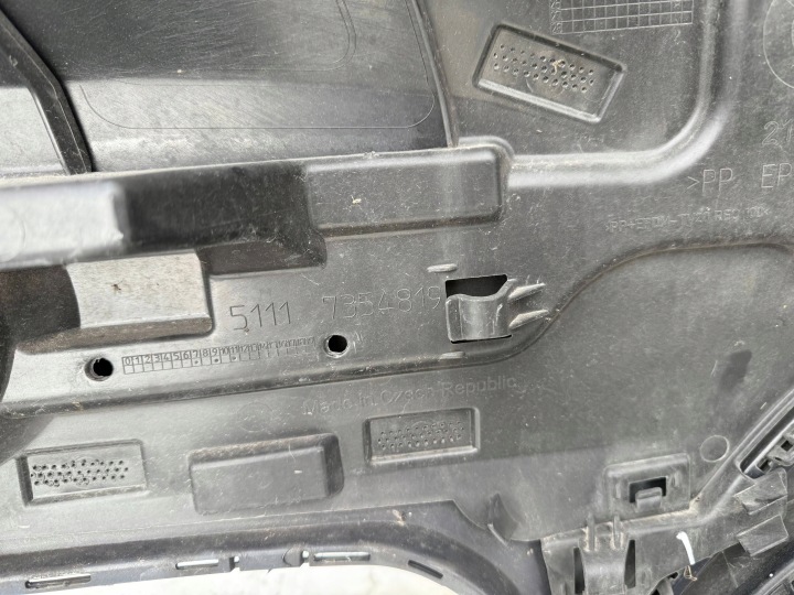 BMW X1 F48 F49 51117354815 15-19 PARE-CHOCS AVANT AVANT