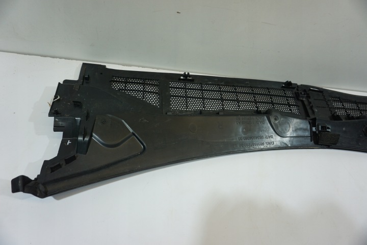 CITROEN DS4 DOUBLURE DE PASSAGE DE ROUE SUPÉRIEUR 9831551280