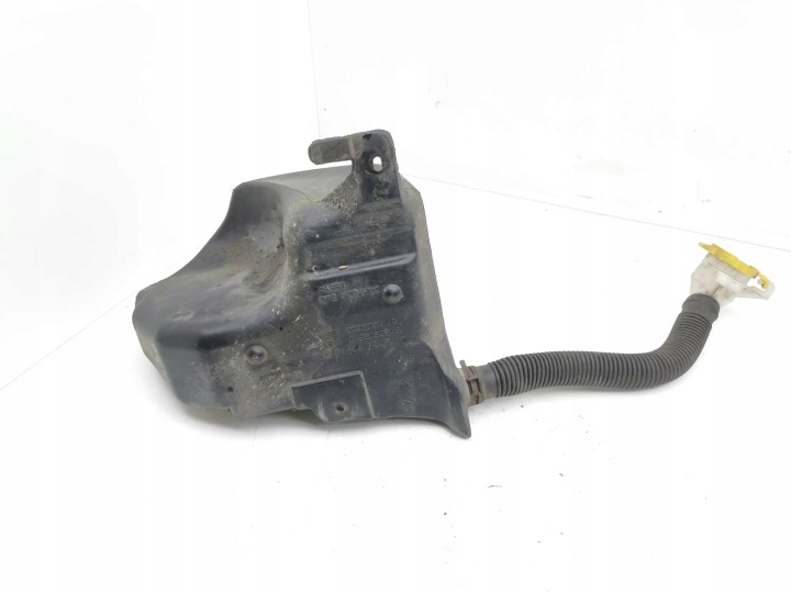 CHRYSLER VOYAGER 2006 RÉSERVOIRS LIQUIDE VERS LAVE-GLACES