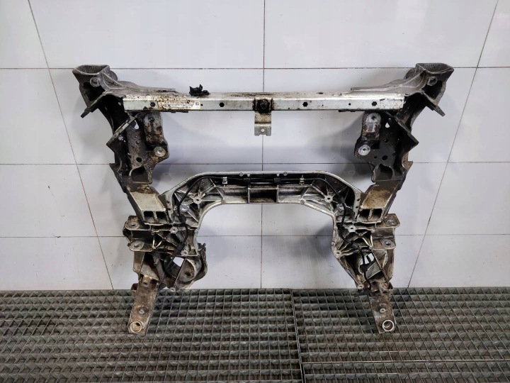 POUTRE CHÂSSIS AVANT BERCEAU BMW 7 F01 3.0D XDRIVE 6793017