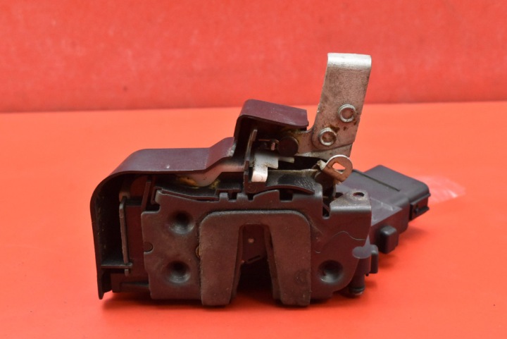 SERRURE DE PORTE DROIT AVANT AVANT EUROPE 6M2AR21812AC FORD MONDEO MK4 07-10