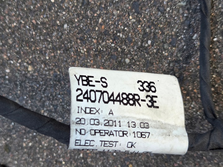MEGANE III AVANT LIFT FAISCEAU DE CÂBLES PDC PRZOD+4 CAPTEURS ENSEMBLE 240704488R 08-12
