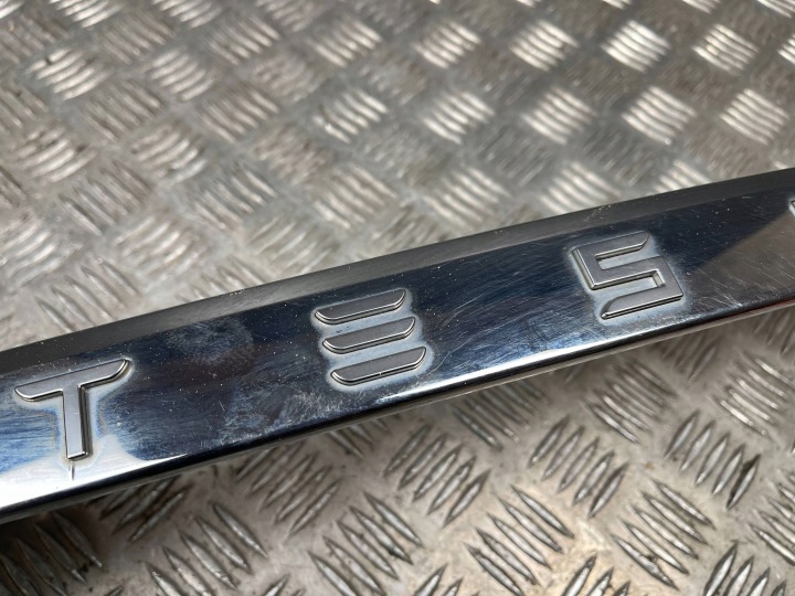 GARNITURE COUVERCLES DE COFFRE COUVERCLES DE COFFRE TESLA MODÈLE AVEC 102577600A