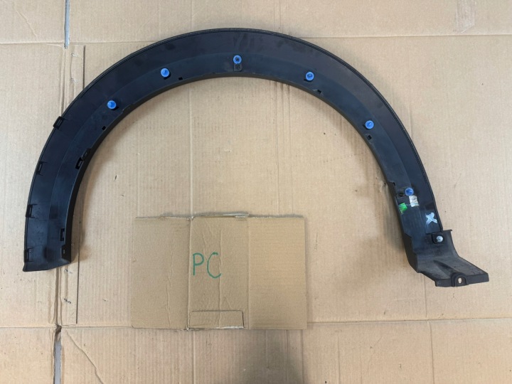 DACIA SANDERO III 3 STEPWAY MOULURE GARDE-BOUE AVANT DROITE AVANT 638124934R