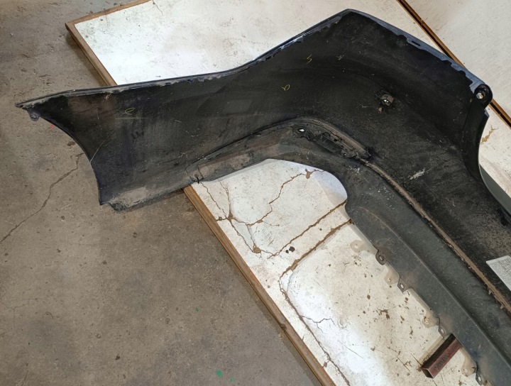 PARE-CHOCS TOYOTA CAMRY VIII 18+ ARRIÈRE NR N712