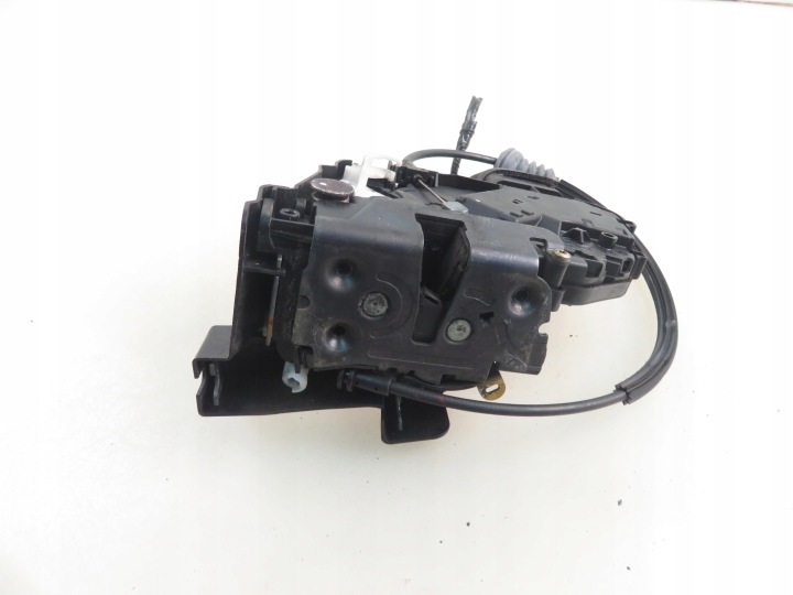 SERRURE GAUCHE AVANT VOLVO S40 II (MS) 30699441