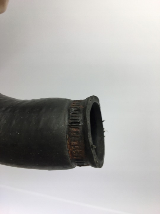 FIL TUYAU LIQUIDE CHLODNICZEGO MERCEDES 190 W201 2015012182 OEM ORIGINAL