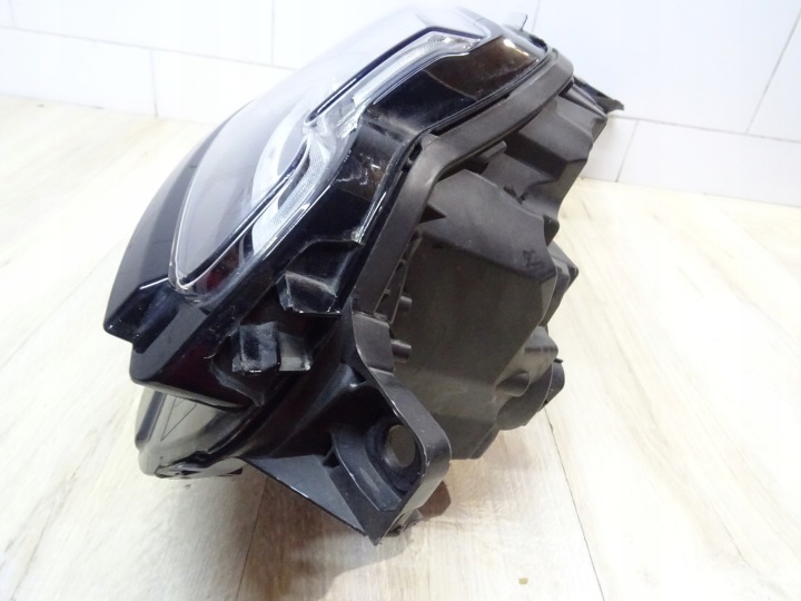 RANGE ROVER VELAR L560 COMPLET LED L8A2-13W029-LA LLU