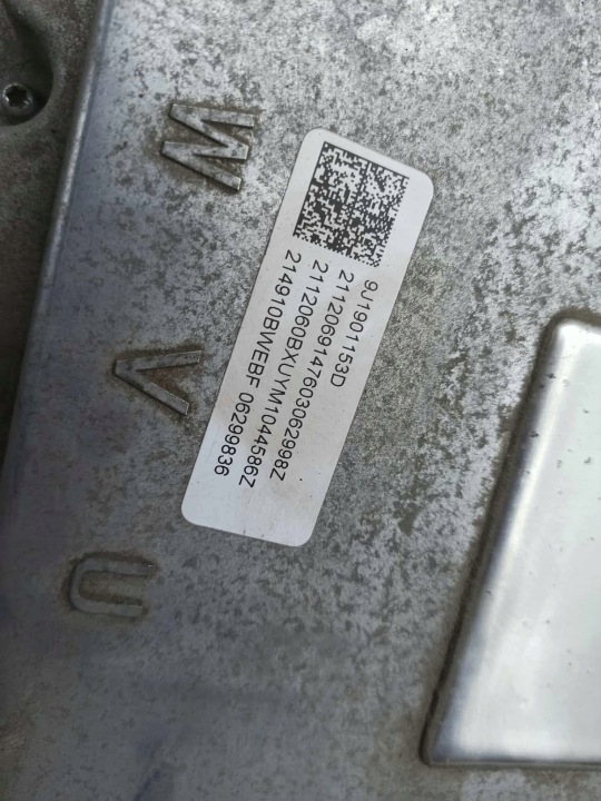 PORSCHE TAYCAN 4S MOTEUR EBF GROUPE MOTOPROPULSEUR ARRIÈRE IDÉAL 25.000KM 9J1901153D 9J1907123F