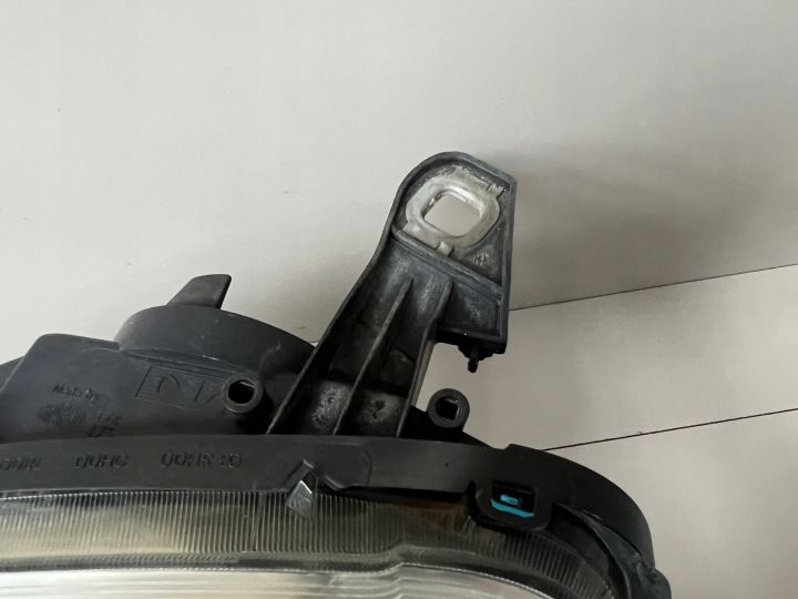 PHARE AVANT GAUCHE OPEL COMBO D FIAT DOBLO II 51909056